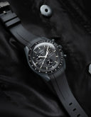 Curved Rubber Strap - Black - OM Luxury