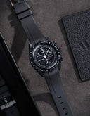 Curved Rubber Strap - Black - OM Luxury
